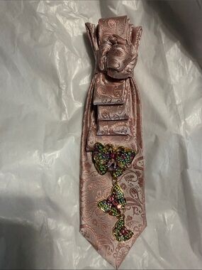 Pink Paisley Satin Neck Tie with Multicolor Butterfly Brooch